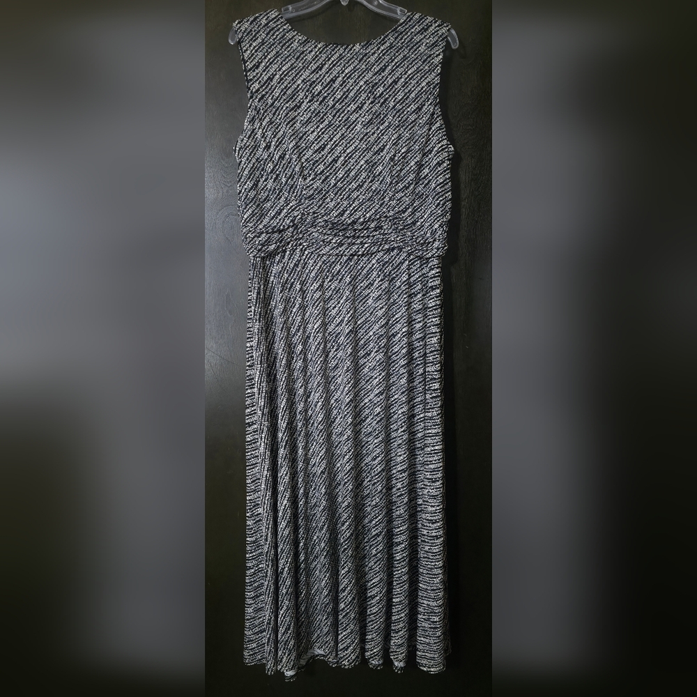 Coldwater Creek Black&Off White Sketched Dash Sleeveless Maxi Dress Size 14